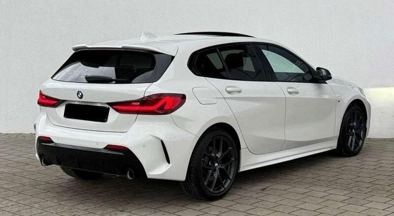Usata BMW 120 M Sport 178 CV (130 kW) 2021 Nero Utilitaria
