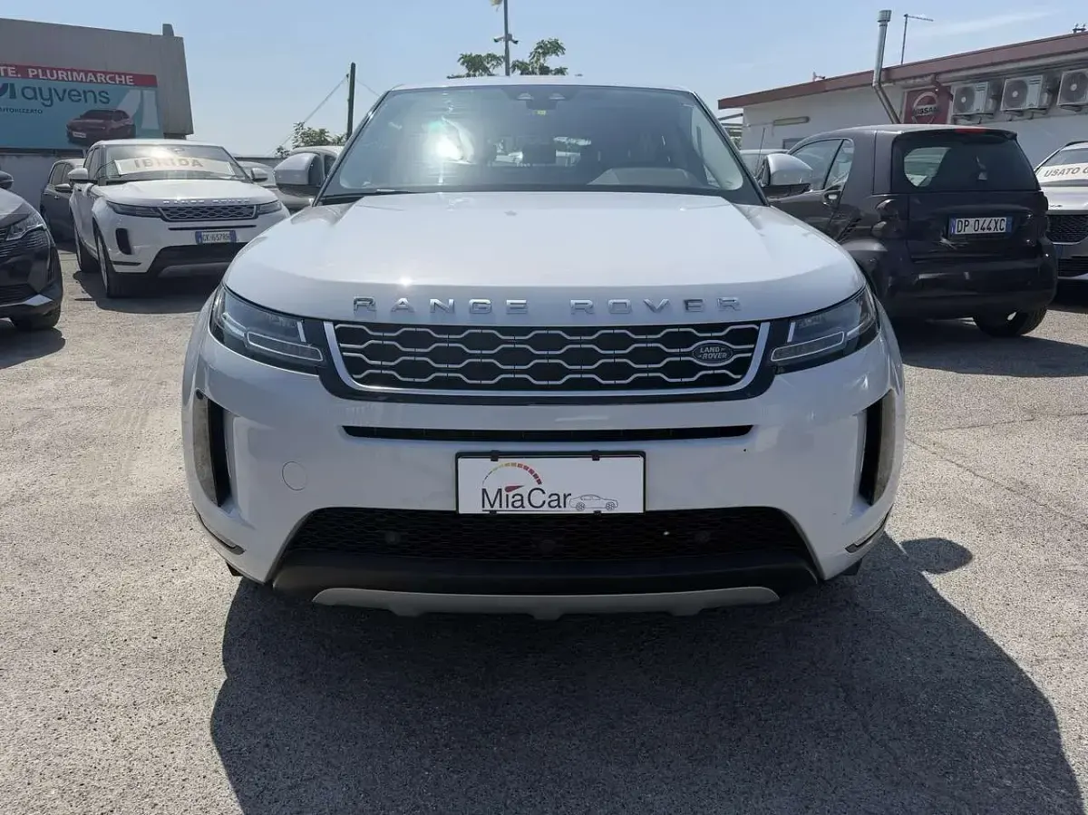Usata Land Rover Range Rover evoque SE Dynamic 150 CV (110 kW) 2020 Bianca madreperla SUV