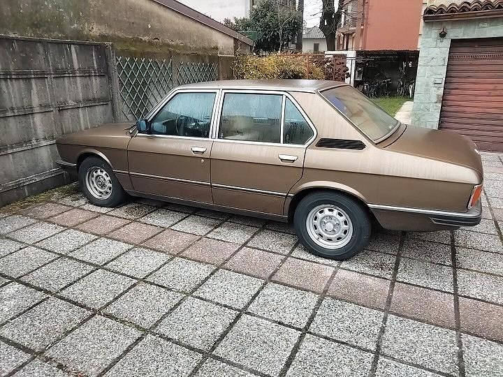 Usata BMW 520 122 CV (89 kW) 1981 Marrone Berlina