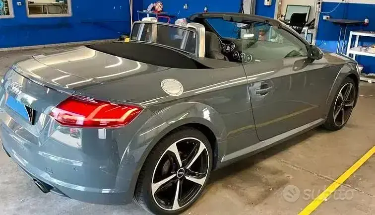 Usata Audi TT Roadster Sport 180 CV (132 kW) 2016 Grigio Cabrio