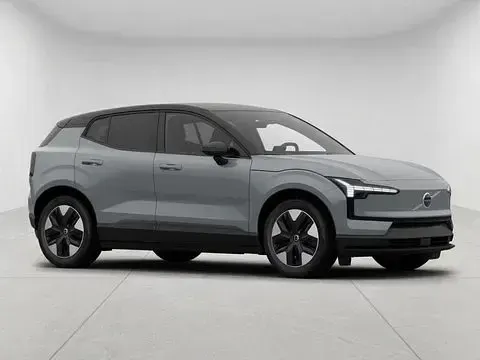 Nuova Volvo EX30 Plus 200 kW (272 CV) 2026 SUV