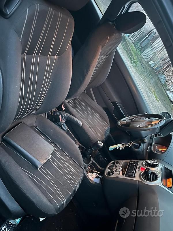 Usata Opel Corsa 58 CV (42 kW) 2009 Blu Berlina