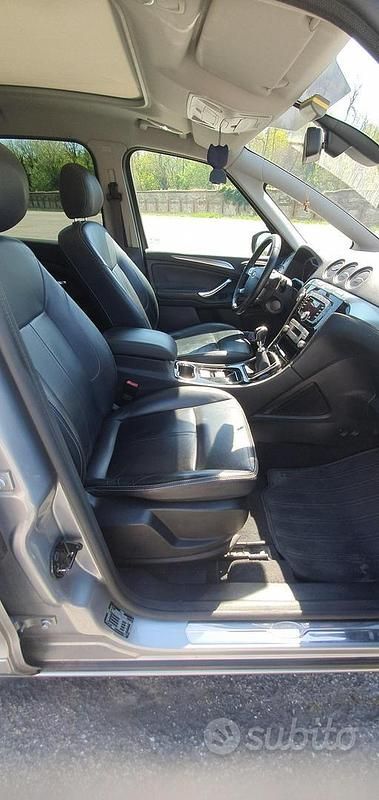 Usata Ford S-MAX S 163 CV (119 kW) 2010 Monovolume