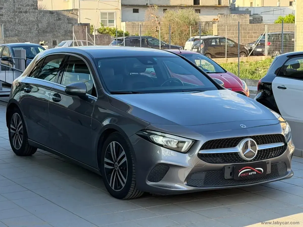 Usata Mercedes A160 108 CV (79 kW) 2021 Grigio