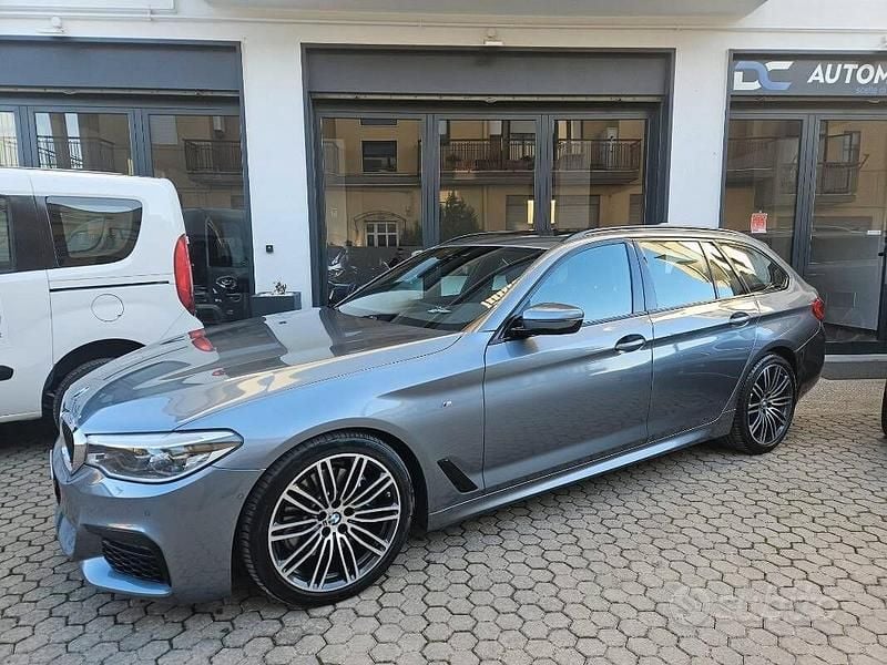 Grigio Usata 2019 BMW 530 M Sport Station wagon | 22.800 € (Ottimo prezzo) - Immagine 1/4