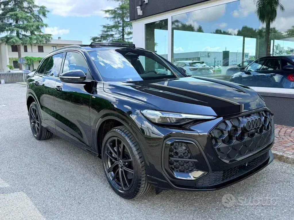 Nuova Audi Q5 S-Line 204 CV (150 kW) 2026 Nero SUV
