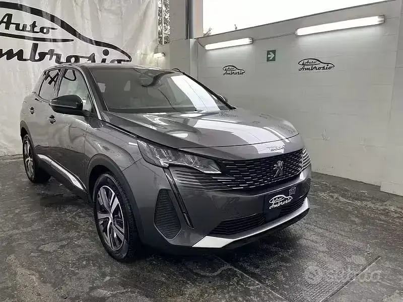 Usata Peugeot 3008 S 131 CV (96 kW) 2024 Grigio SUV