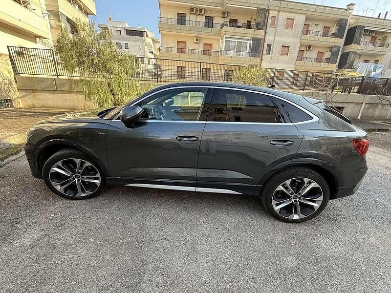 Usata Audi Q3 Sportback S-Line 150 CV (110 kW) 2021 SUV