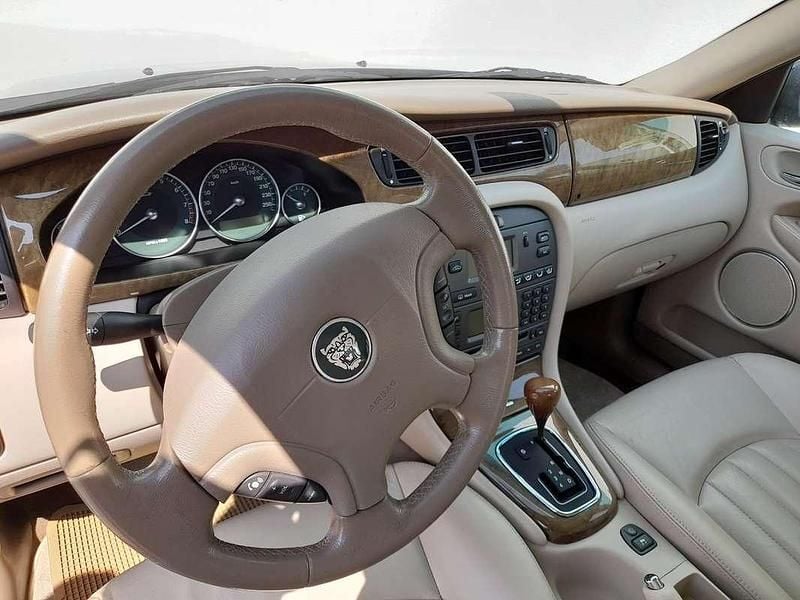 Usata Jaguar X-type Executive 156 CV (114 kW) 2003 Blu/azzurro Berlina