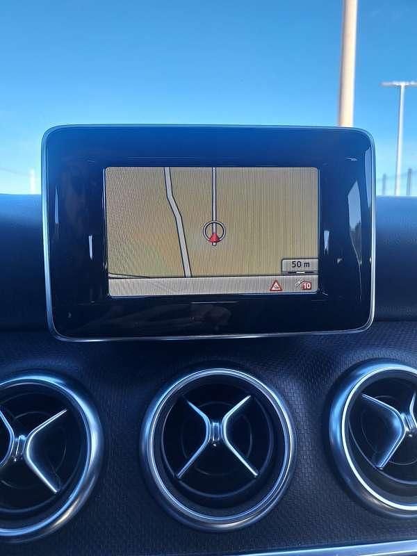 Usata 2013 Mercedes A180 Premium Tre volumi | 10.900 € (Buon prezzo) - Immagine 1/4