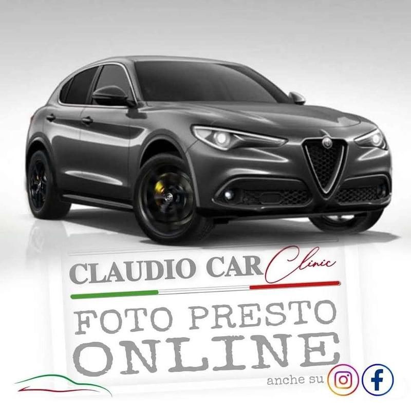 Usata Alfa Romeo Stelvio Super 210 CV (154 kW) 2018 Grigio vesuvio SUV