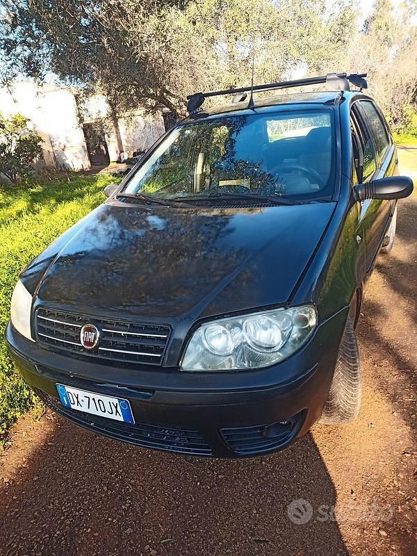 Usata Fiat Punto 77 CV (56 kW) 2009 Nero Berlina
