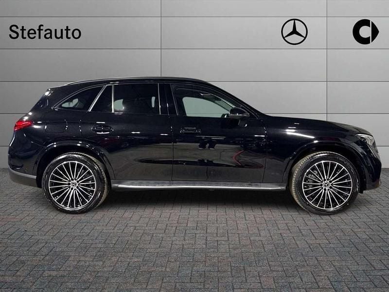 Nuova Mercedes GLC300 Advanced 197 CV (144 kW) 2026 Nero ossidiana SUV