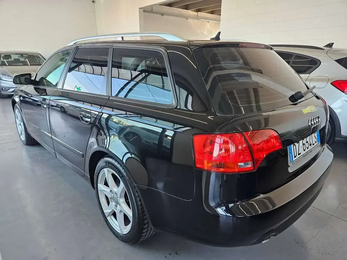 Usata Audi A4 Advanced Plus 170 CV (125 kW) 2006 Nero Station wagon