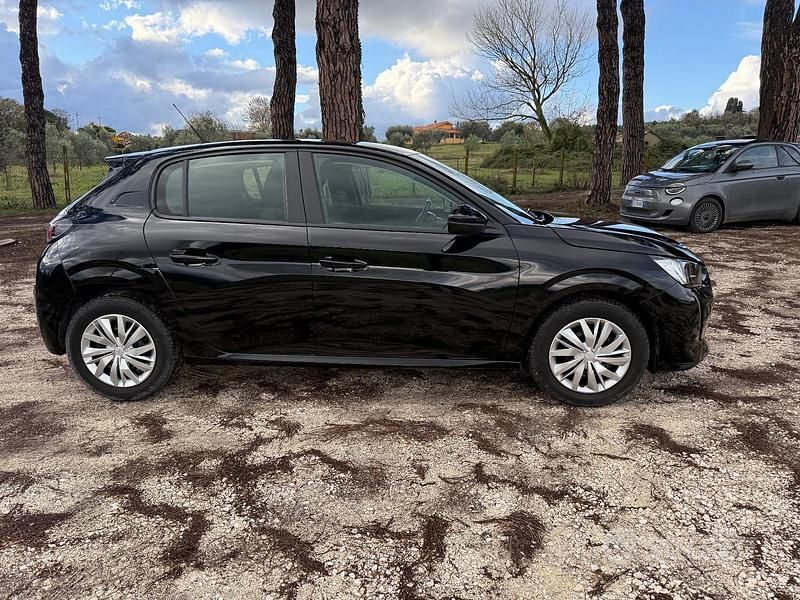 Usata Peugeot 208 75 CV (55 kW) 2023 Nero Utilitaria
