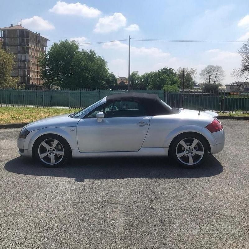 Second-hand Audi TT 225 CP (165 kW) 2004 Gri Coupe