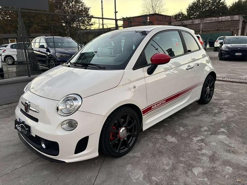 Bianco Usata 2014 Abarth 595 Custom Due volumi | 10.900 € (Ottimo prezzo) - Immagine 1/4