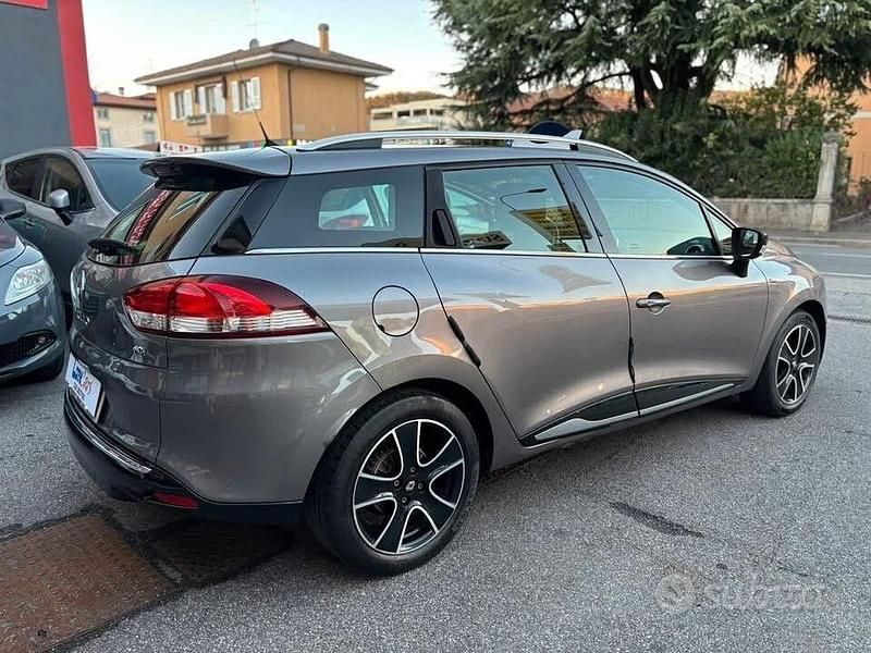 Usata Renault Clio GrandTour 75 CV (55 kW) 2016 Grigio Station wagon