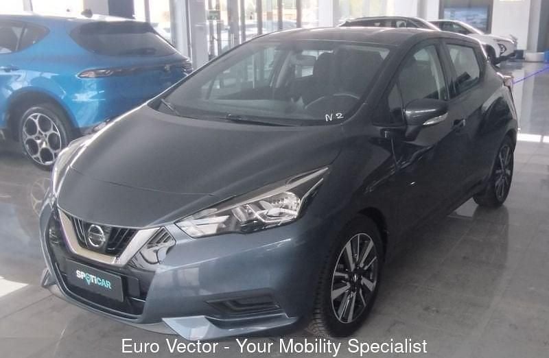 Usata Nissan Micra Acenta 71 CV (52 kW) 2017 Grigio Utilitaria