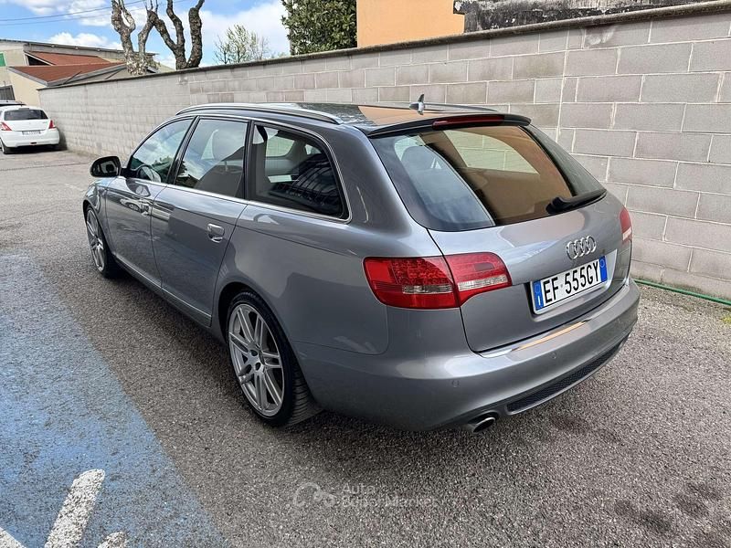 Usata Audi A6 Advanced Plus 170 CV (125 kW) 2010 Grigio Station wagon