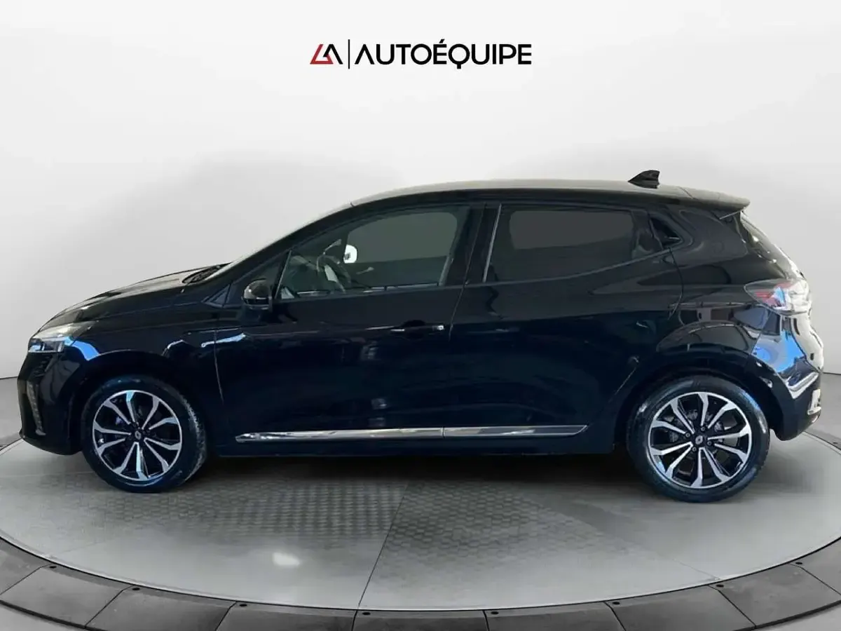 Usata Renault Clio V Techno 91 CV (66 kW) 2025 Nero Berlina