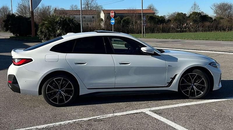 Usata BMW i4 M Sport 105 kW (143 CV) 2023 Bianco Berlina