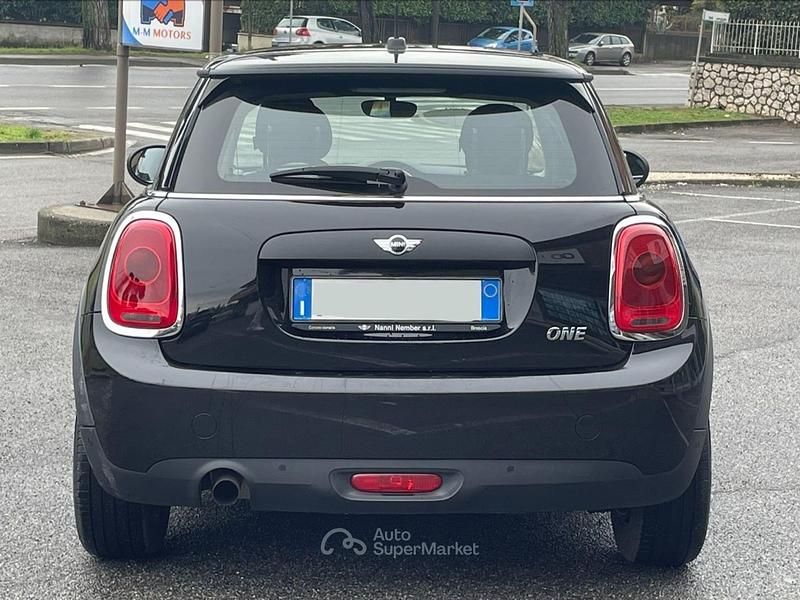Occasion Mini Cooper 75 ch (55 kW) 2016 Noir Citadine