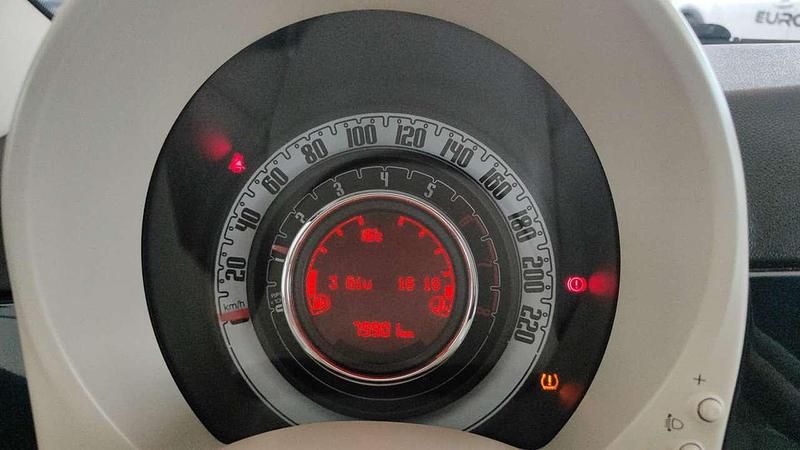 Usata Fiat 500 Lounge 69 CV (50 kW) 2020 Blu/azzurro Utilitaria