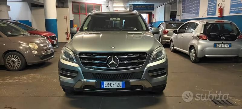 Usata Mercedes ML250 204 CV (150 kW) 2013 Grigio SUV