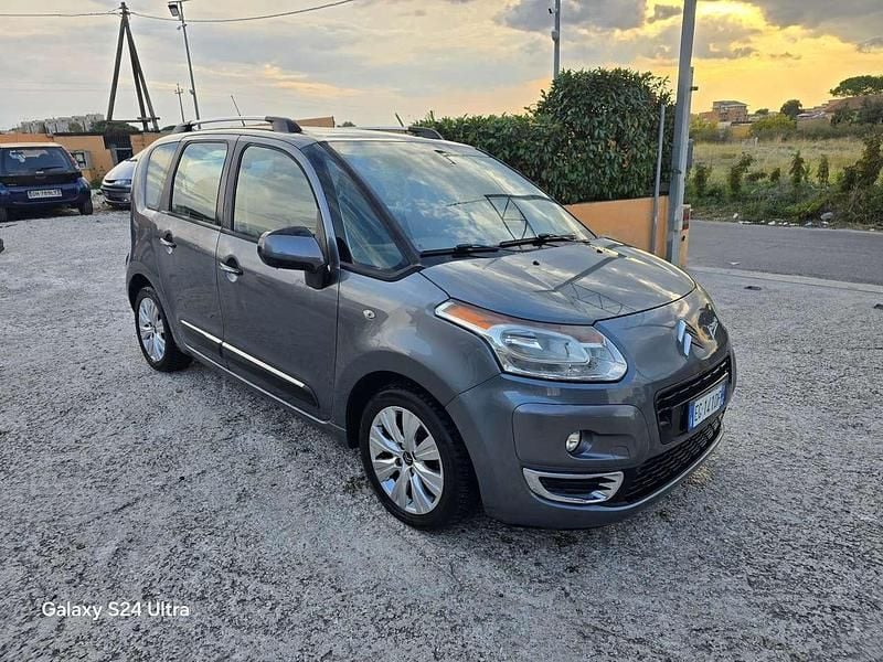 Grigio Usata 2011 Citroën C3 Picasso Exclusive Monovolume | 3700 € (Ottimo prezzo) - Immagine 1/4
