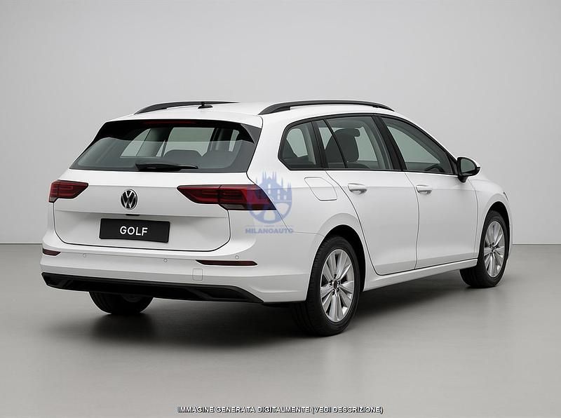 Usata VW Golf VIII Active 116 CV (85 kW) 2022 Bianco Station wagon