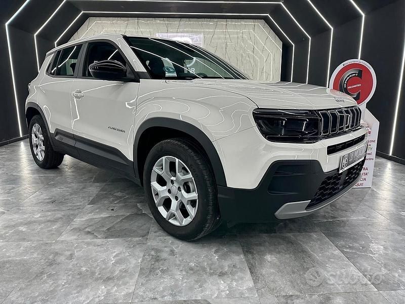 Usata Jeep Avenger Altitude 100 CV (73 kW) 2023 Bianco SUV