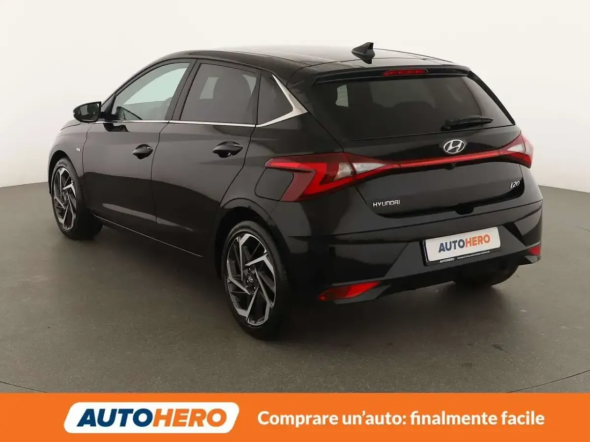 Usata Hyundai i20 101 CV (74 kW) 2022 Nero Utilitaria
