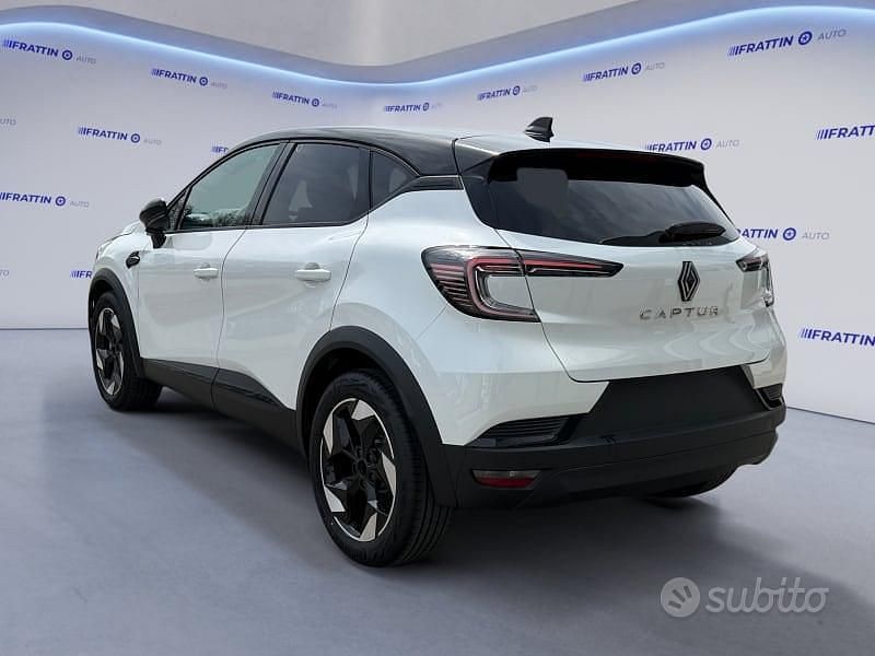 Nuova Renault Captur Techno 100 CV (73 kW) 2025 Bianco SUV