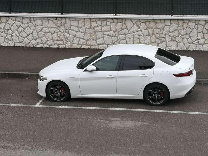 Usata Alfa Romeo Giulia Veloce 211 CV (155 kW) 2017 Bianco Berlina