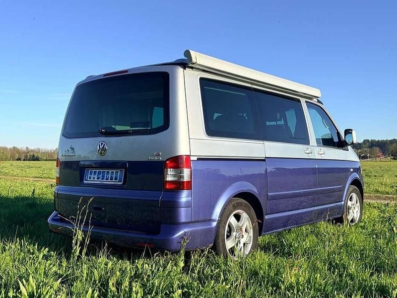 Begagnad VW California Comfortline 131 HK (96 kW) 2005 Blå Van