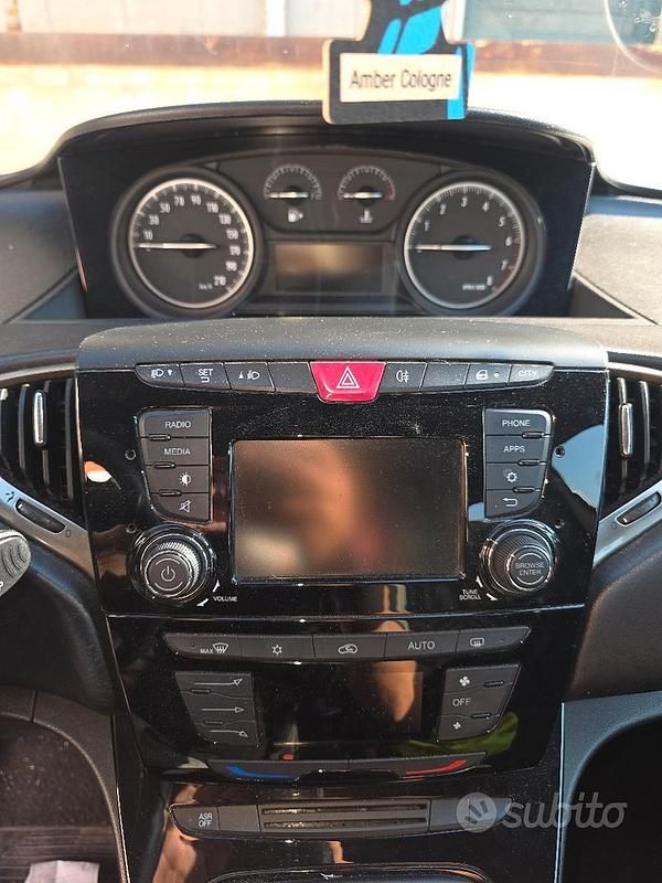Usata Lancia Ypsilon 69 CV (50 kW) 2017 Utilitaria