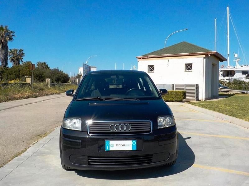 Usata Audi A2 Comfort 74 CV (54 kW) 2005 Argento Utilitaria