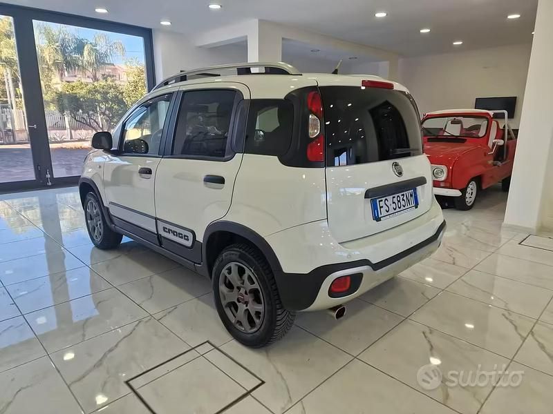 Usata Fiat Panda Cross Cross 85 CV (62 kW) 2019 Bianco Utilitaria