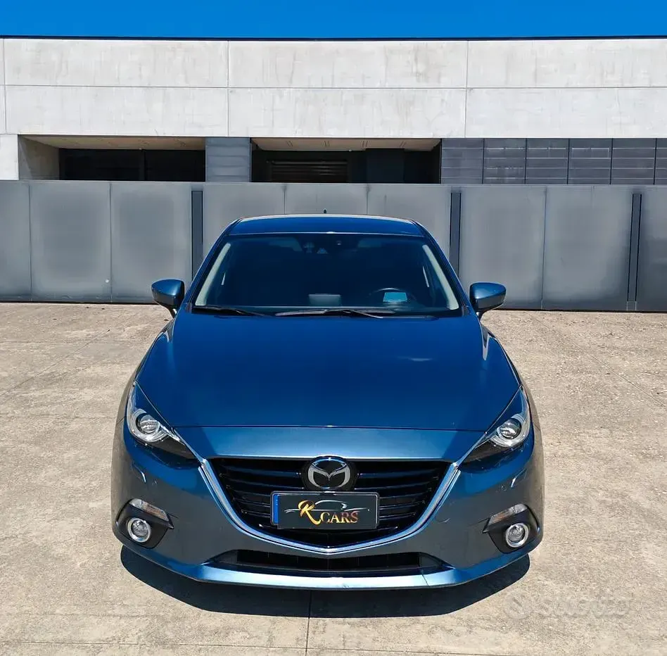 Usata Mazda 3 Exceed 165 CV (121 kW) 2015 Bluazzurro Berlina
