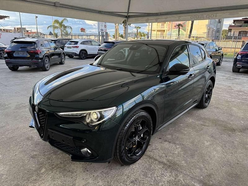 Usata Alfa Romeo Stelvio Executive 190 CV (139 kW) 2020 Verde SUV