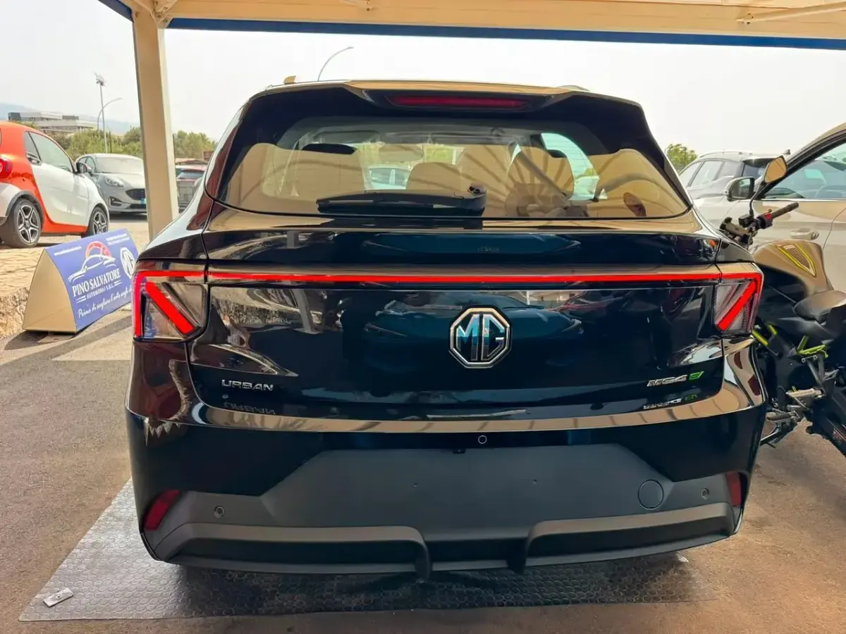 Nuova MG MG4 EV Comfort 53 kW (73 CV) 2026 Nero Utilitaria