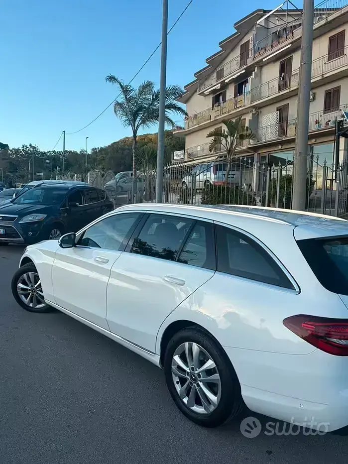 Usata Mercedes C220 194 CV (142 kW) 2018 Station wagon