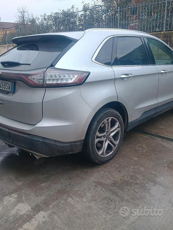 Usata Ford Edge ST-Line 210 CV (154 kW) 2017 Grigio SUV