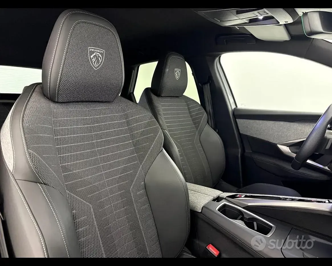 Usata Peugeot 3008 GTi 145 CV (106 kW) 2025 Bianco SUV