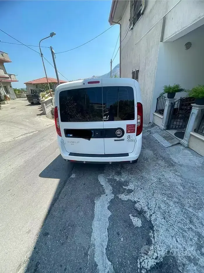 Usata Fiat Doblò 103 CV (75 kW) 2018 Bianco Monovolume