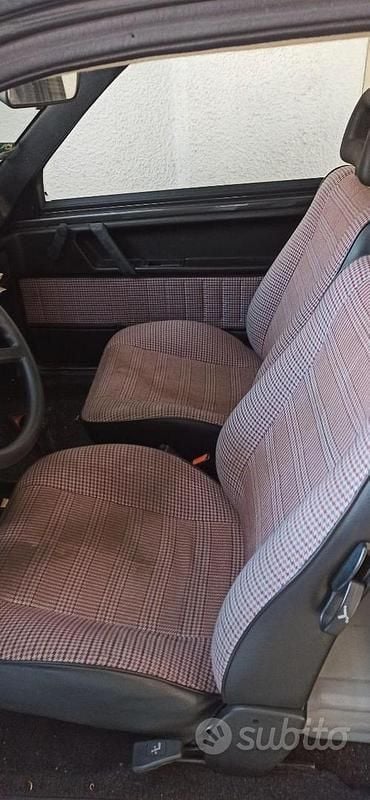 Usata Autobianchi Y10 45 CV (33 kW) 1990 Grigio Utilitaria
