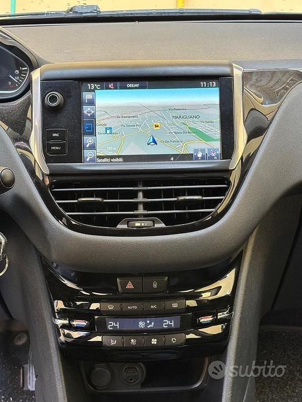 Usata Peugeot 208 Allure 82 CV (60 kW) 2014 Utilitaria