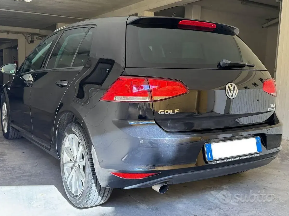 Usata VW Golf VII LOUNGE 110 CV (80 kW) 2016 Nero Berlina