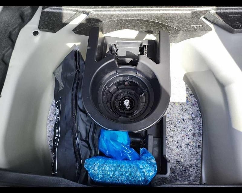 Usata Opel Mokka S 130 CV (95 kW) 2025 Argento SUV